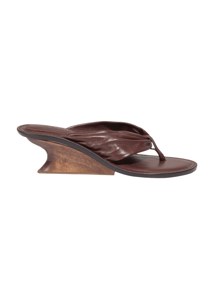 Dahila Mule - Wine 6