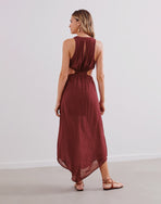 Nayara Langes Kleid – Cranberry